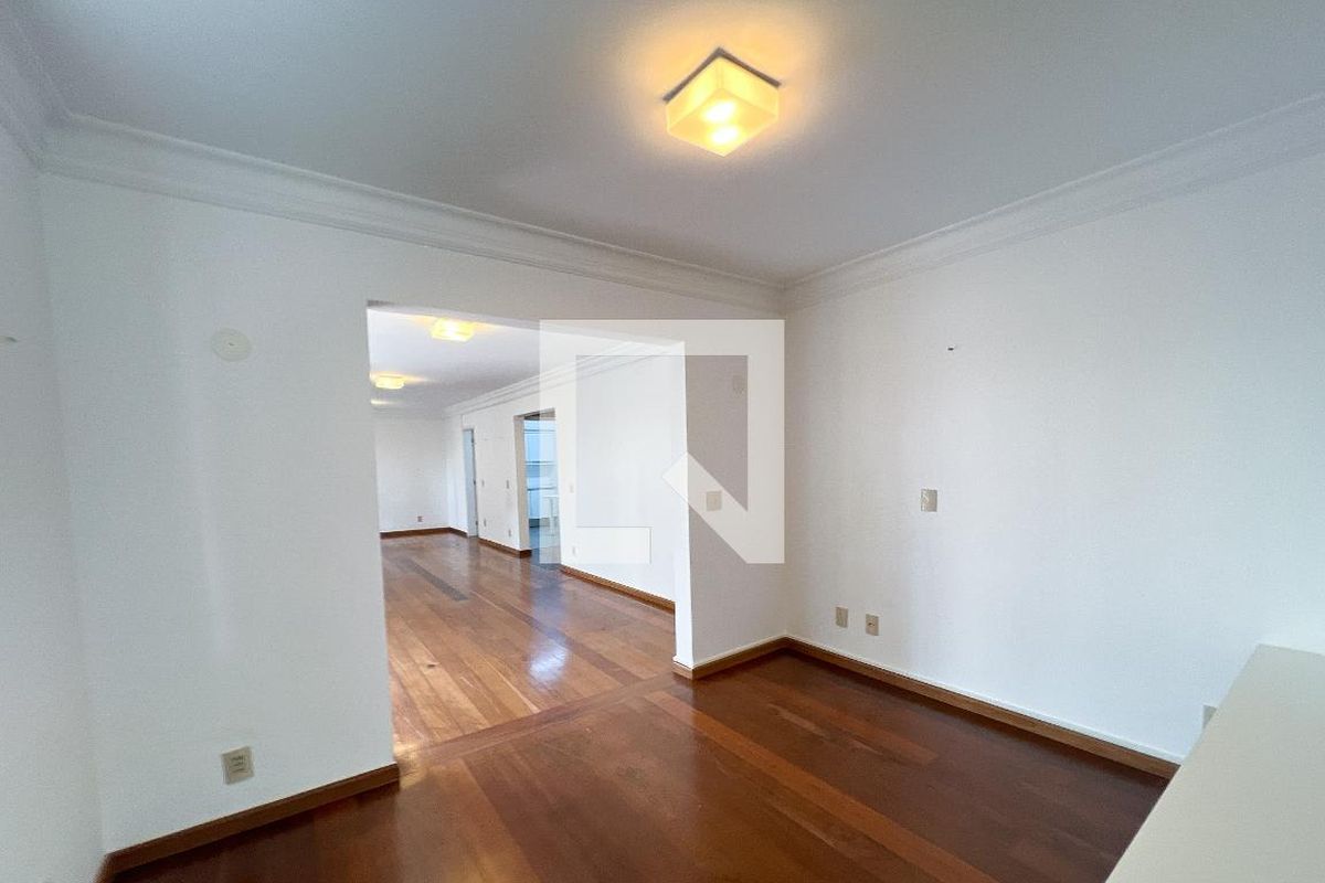 Apartamento, 3 quartos, 198 m² - Foto 10