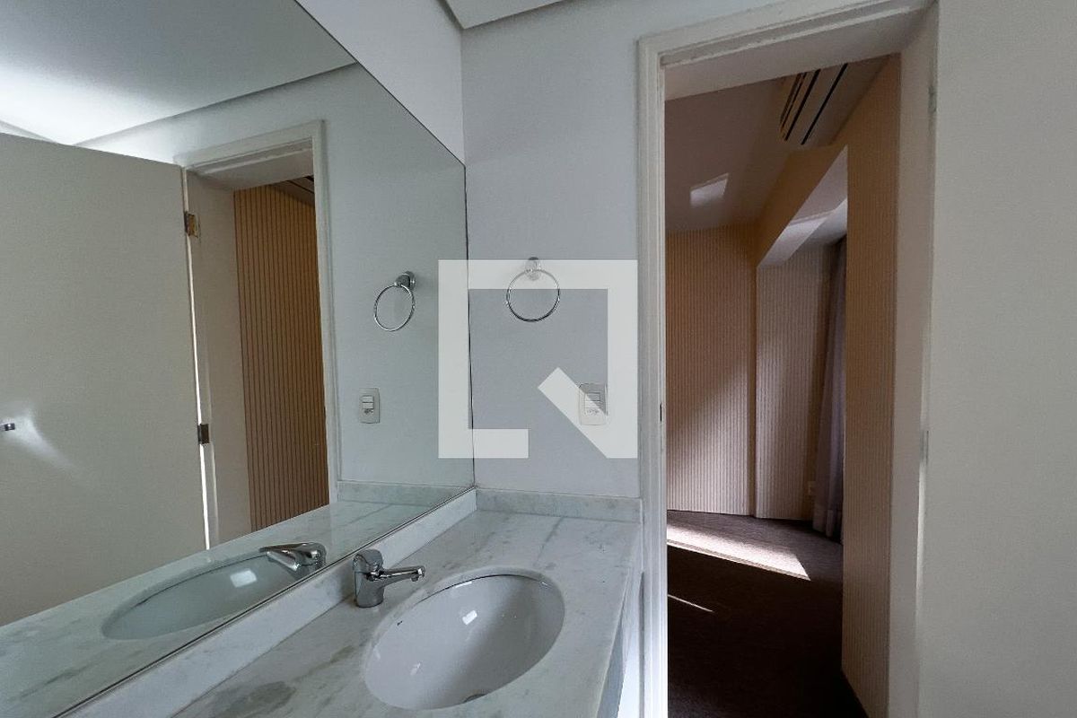 Apartamento, 3 quartos, 198 m² - Foto 51
