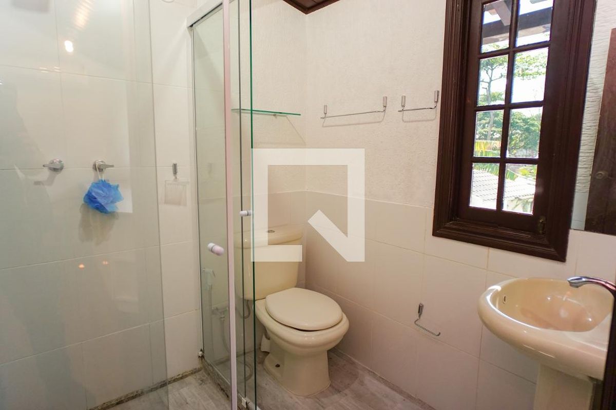 Casa, 3 quartos, 264 m² - Foto 32