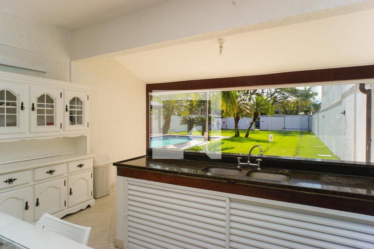 Casa, 3 quartos, 264 m² - Foto 70