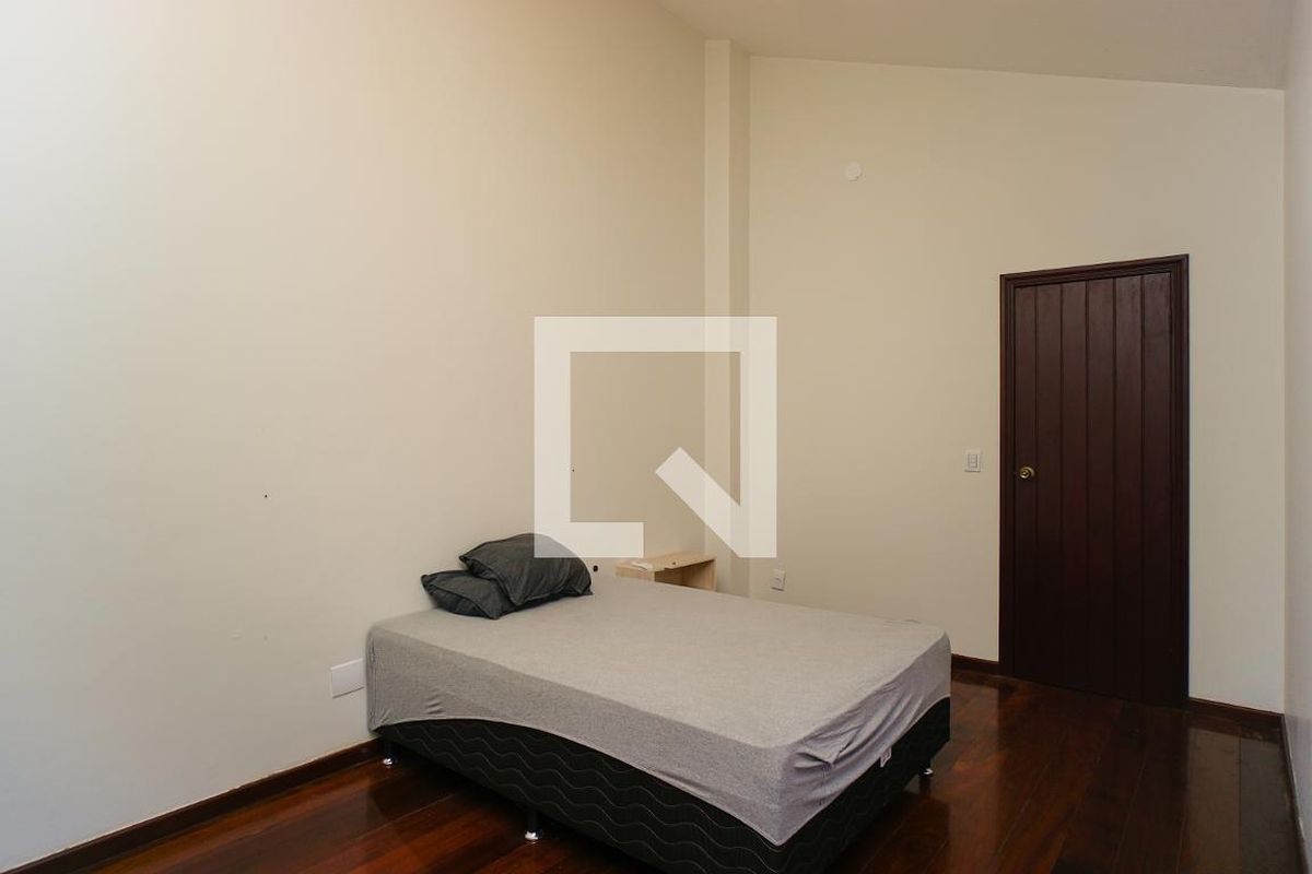 Casa, 3 quartos, 264 m² - Foto 18
