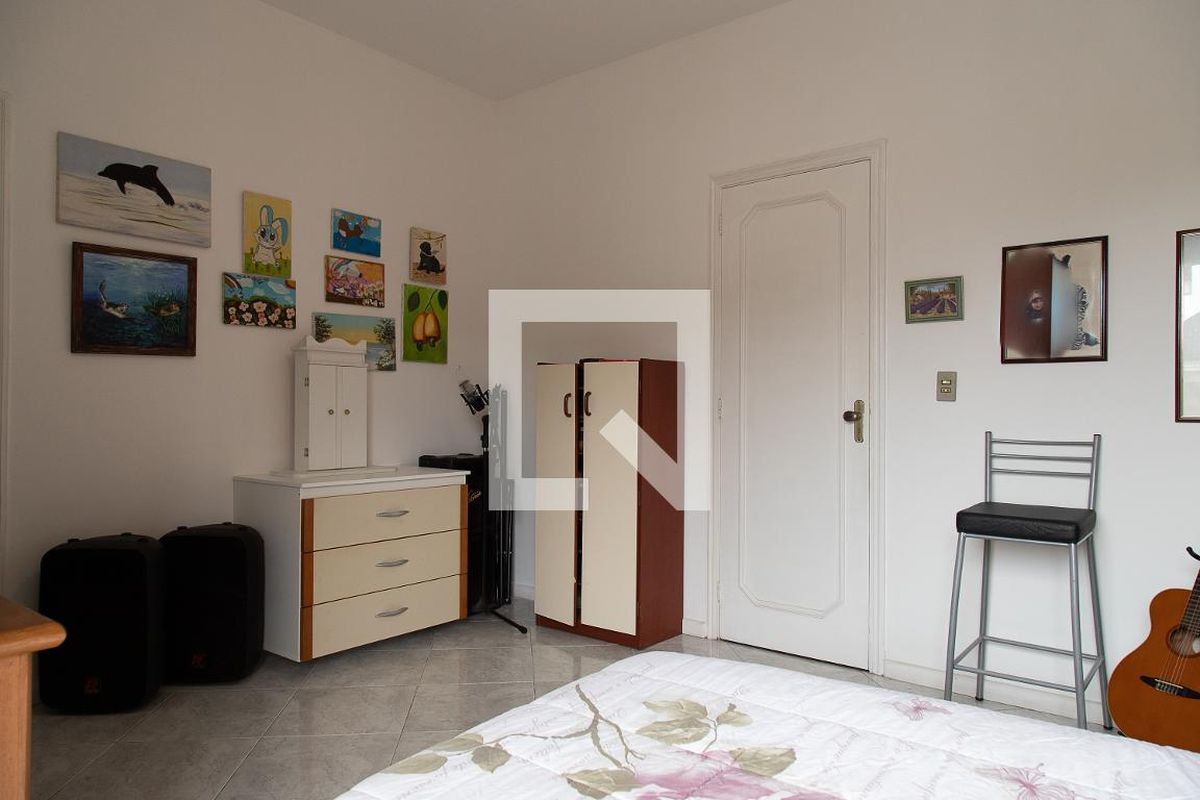 Casa, 4 quartos, 240 m² - Foto 16