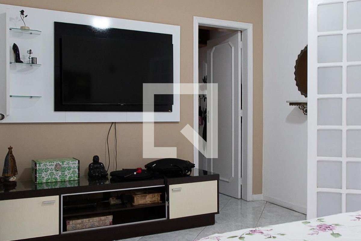 Casa, 4 quartos, 240 m² - Foto 28