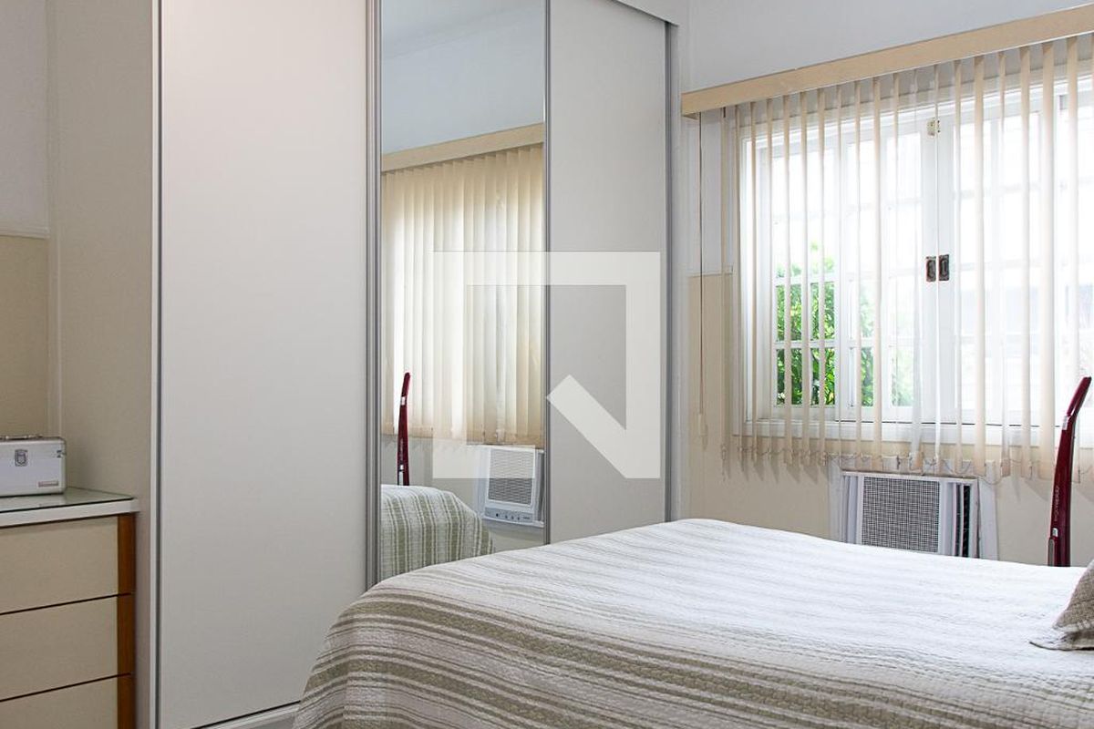 Casa, 4 quartos, 240 m² - Foto 12