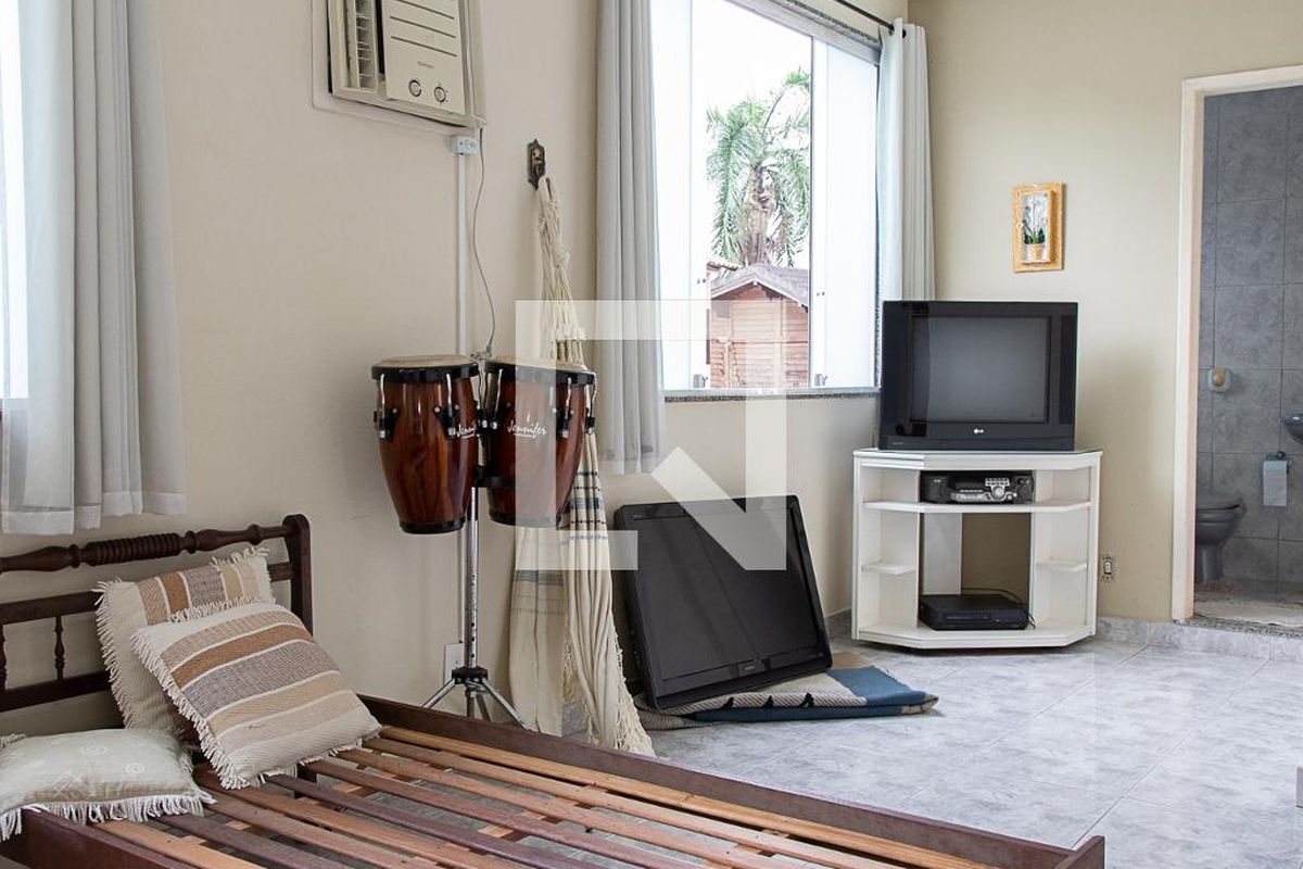 Casa, 4 quartos, 240 m² - Foto 38