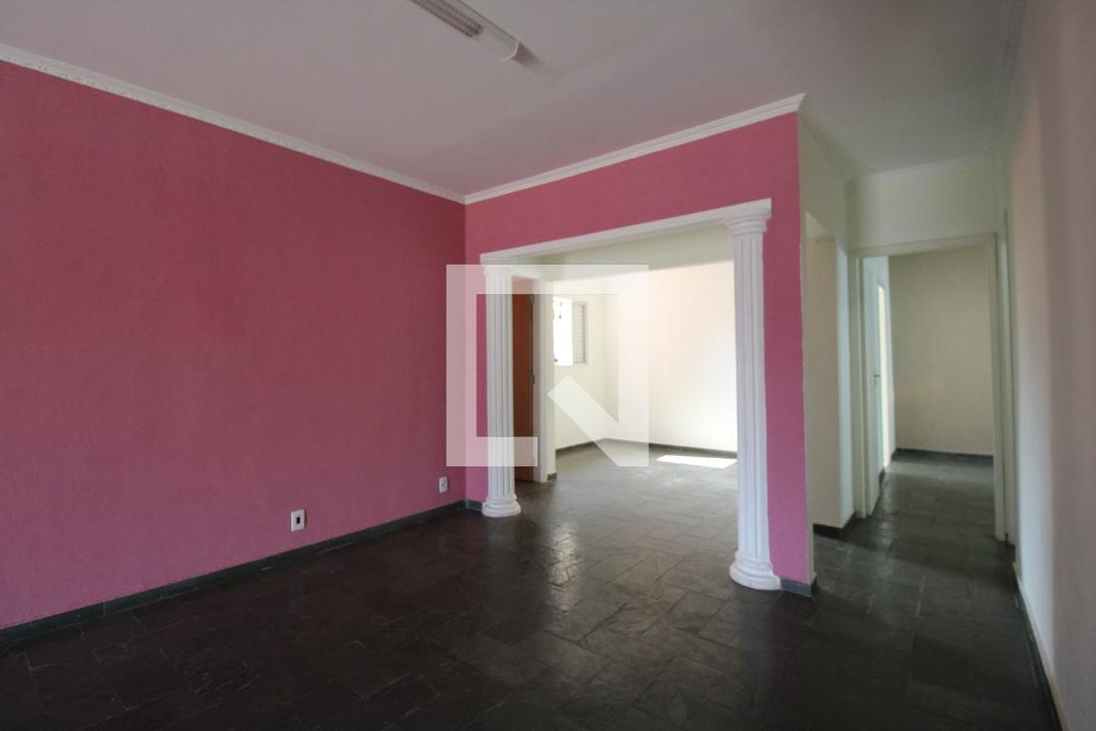 Casa à Venda - Nova Campinas, 3 Quartos,  250 m2 em , Campinas - sp | SoloBR