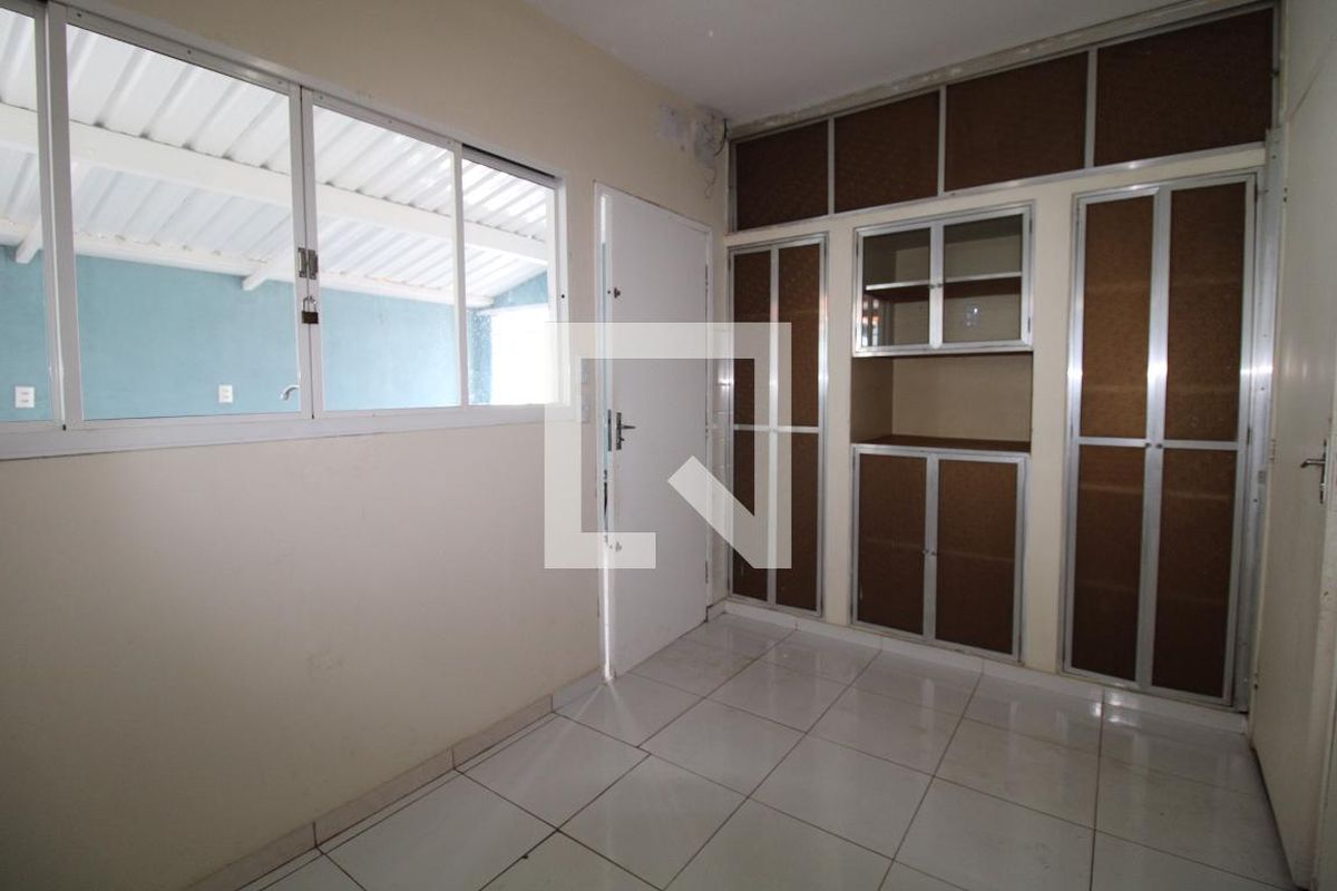 Casa à Venda - Nova Campinas, 3 Quartos,  250 m2 em , Campinas - sp | SoloBR
