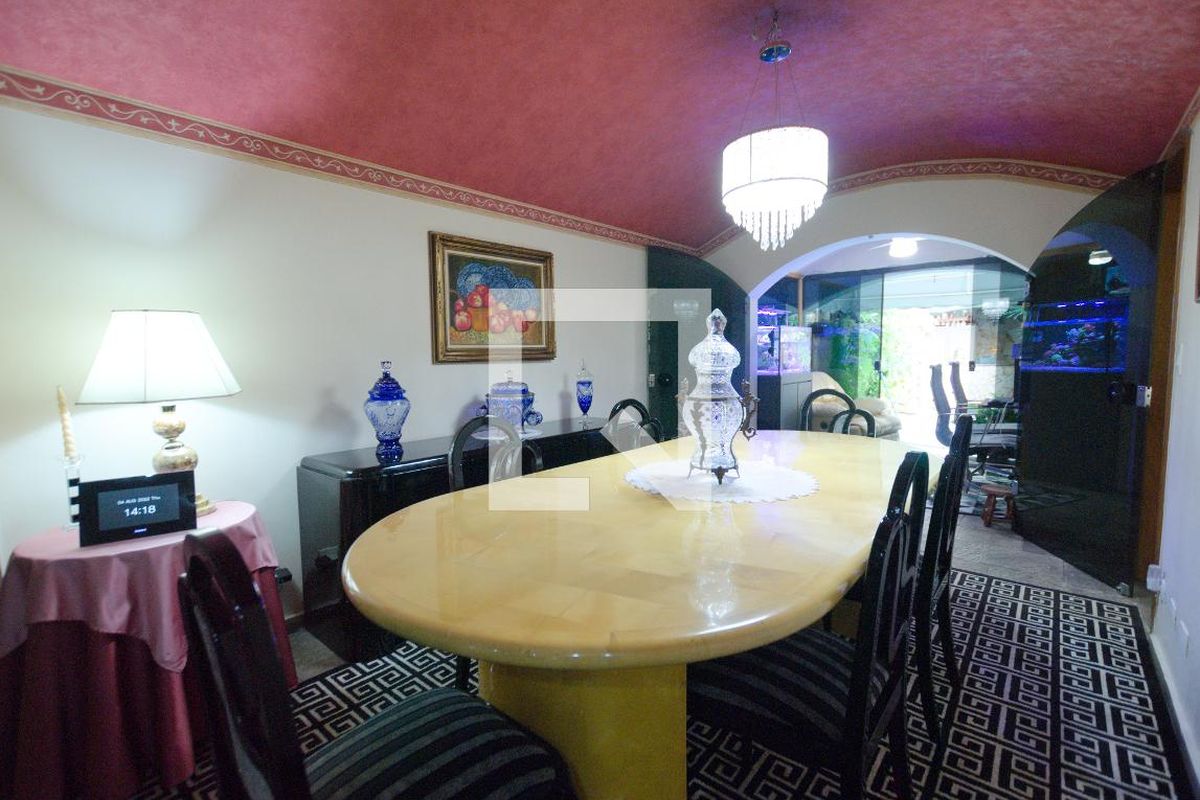 Casa, 3 quartos, 300 m² - Foto 11