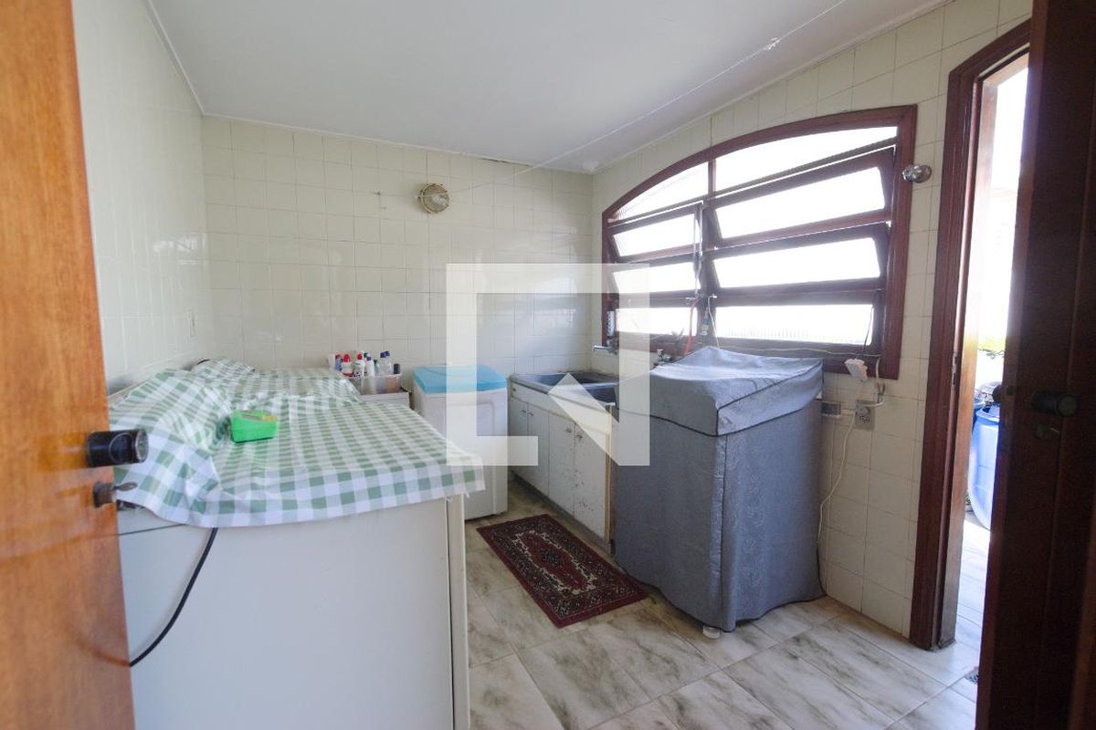Casa, 3 quartos, 300 m² - Foto 74