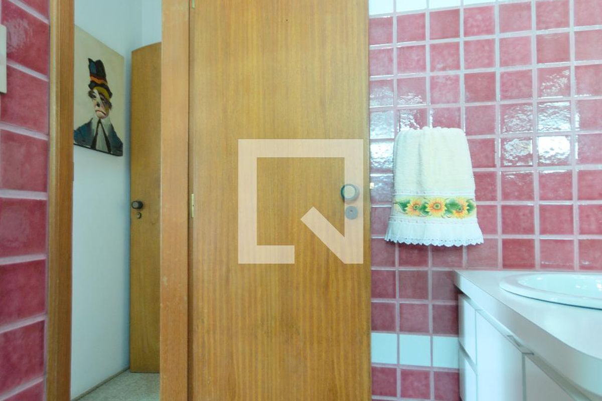 Casa, 3 quartos, 300 m² - Foto 37