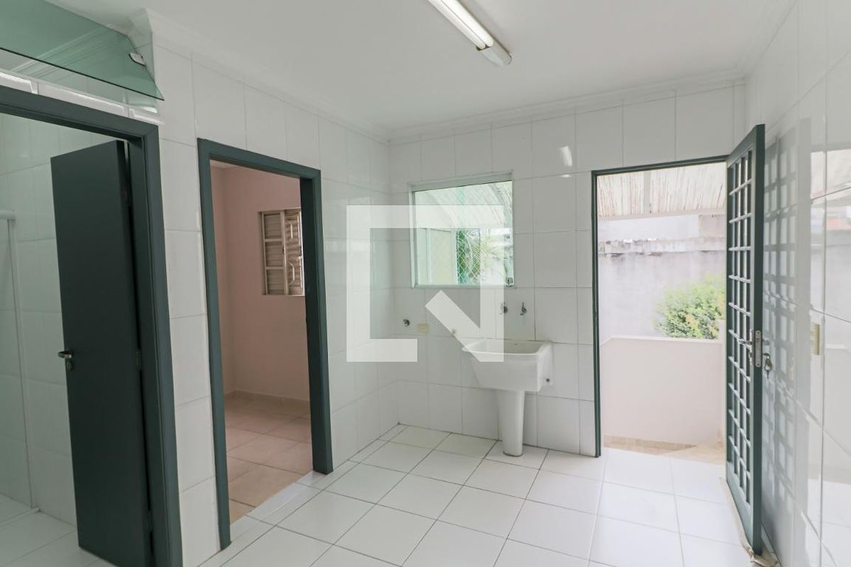 Casa, 3 quartos, 238 m² - Foto 41