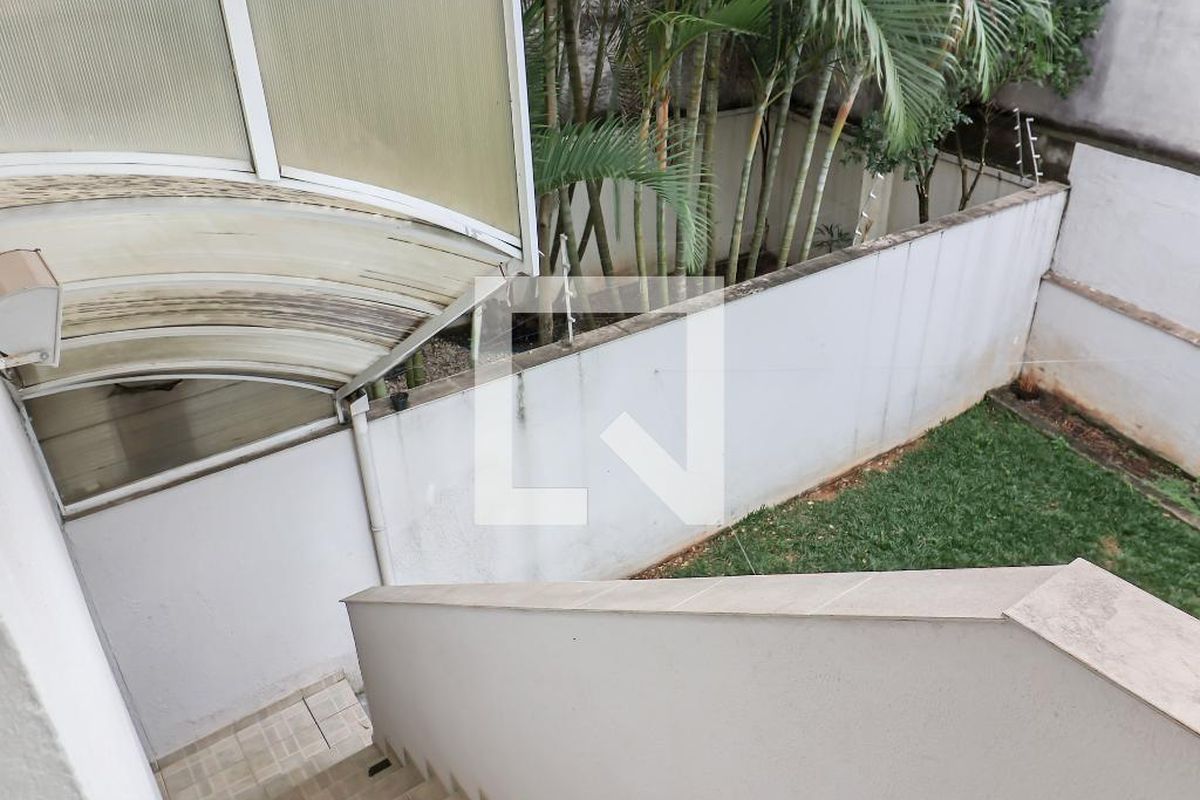 Casa, 3 quartos, 238 m² - Foto 40