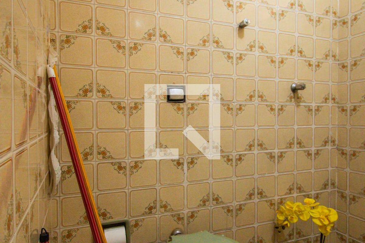 Casa à Venda - Taquaral, 4 Quartos,  170 m2 em , Campinas - sp | SoloBR