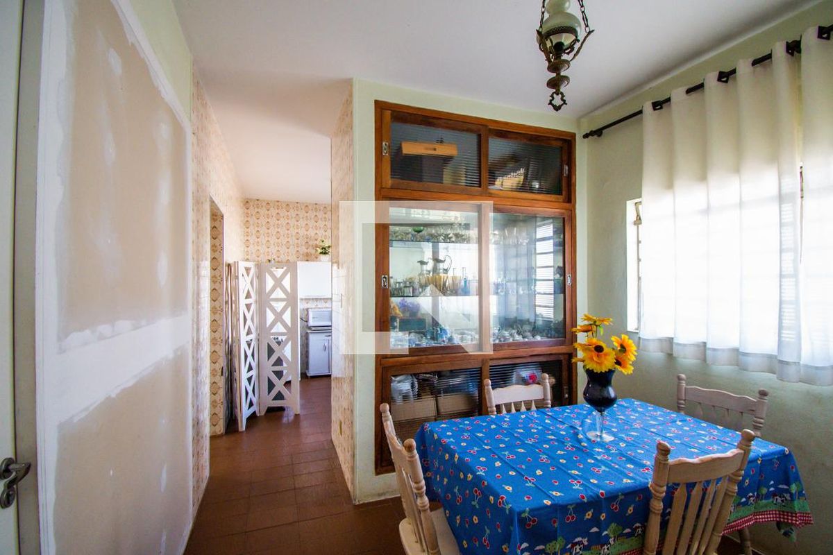 Casa à Venda - Taquaral, 4 Quartos,  170 m2 em , Campinas - sp | SoloBR