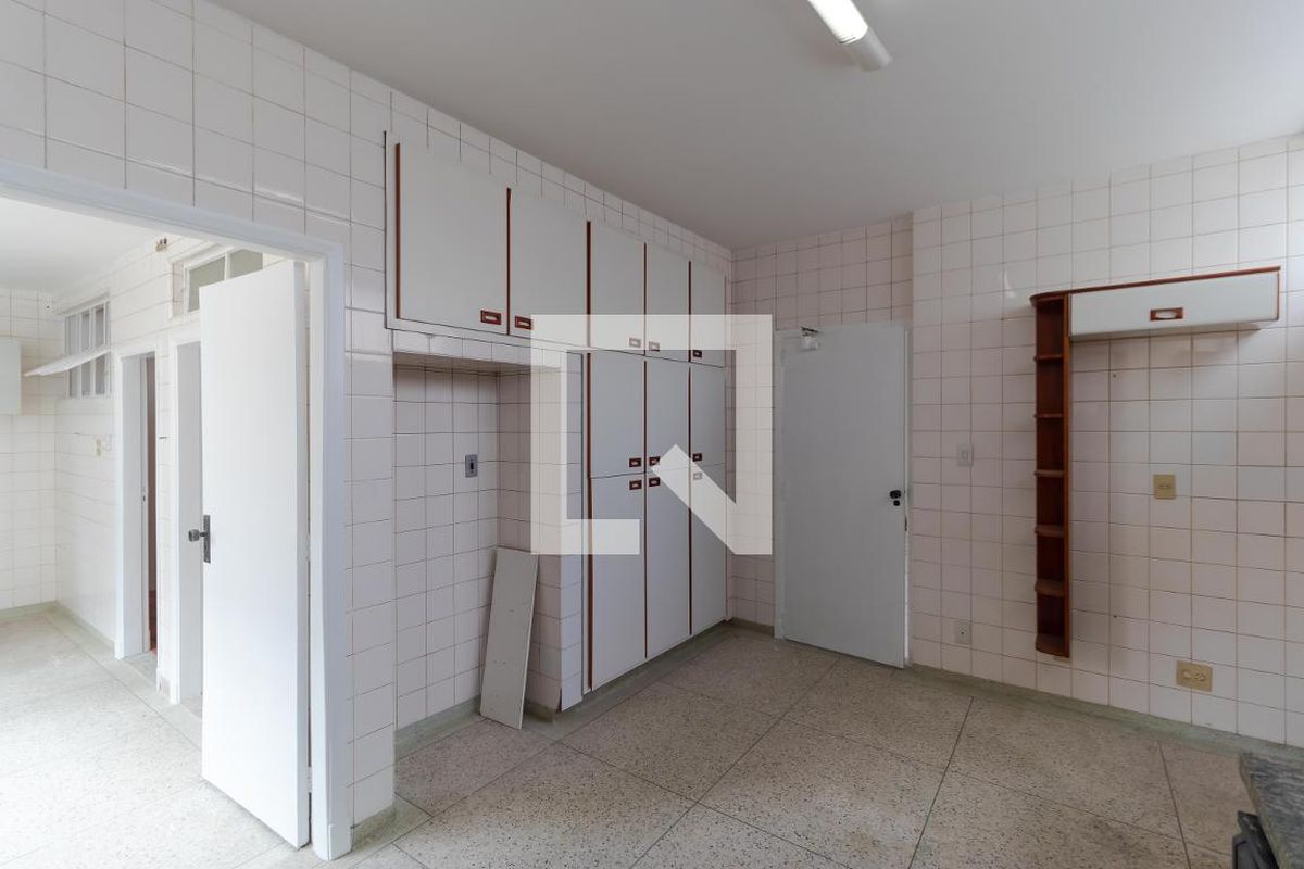 Apartamento à Venda - Centro, 3 Quartos,  163 m2 em , Campinas - sp | SoloBR