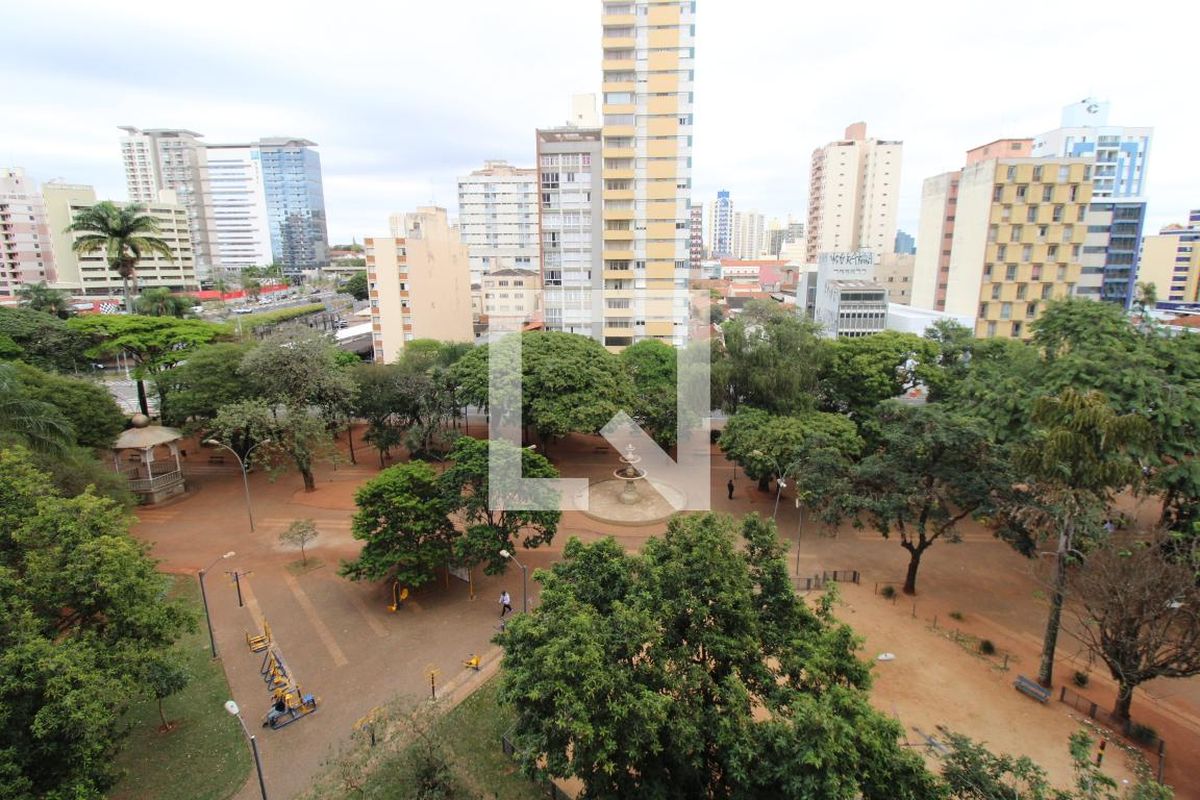 Apartamento à Venda - Centro, 3 Quartos,  200 m2 em , Campinas - sp | SoloBR