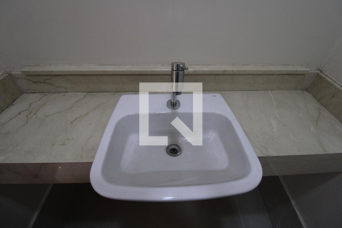 Apartamento à Venda - Centro, 3 Quartos,  200 m2 em , Campinas - sp | SoloBR