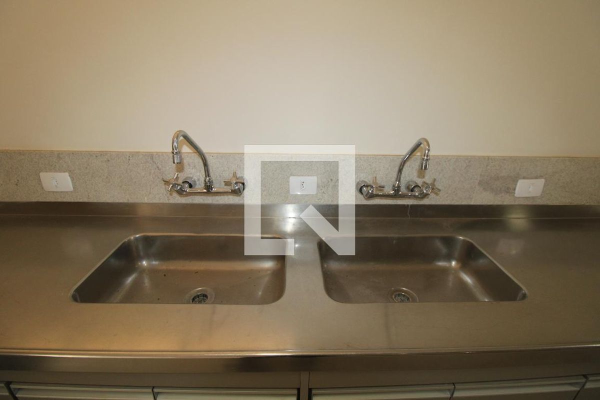 Apartamento à Venda - Centro, 3 Quartos,  200 m2 em , Campinas - sp | SoloBR