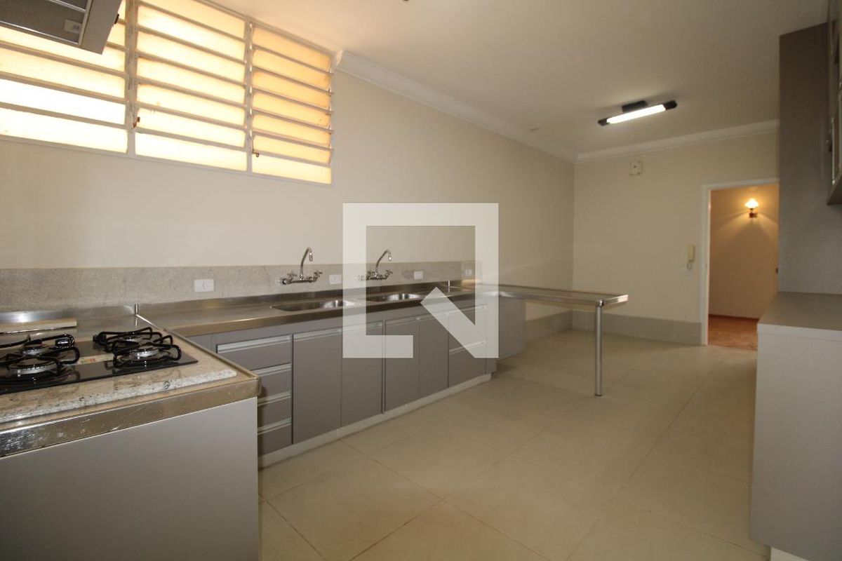 Apartamento à Venda - Centro, 3 Quartos,  200 m2 em , Campinas - sp | SoloBR