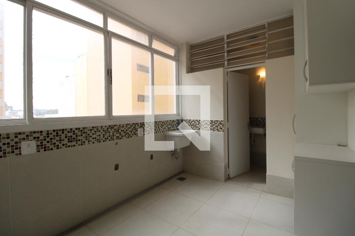 Apartamento à Venda - Centro, 3 Quartos,  200 m2 em , Campinas - sp | SoloBR
