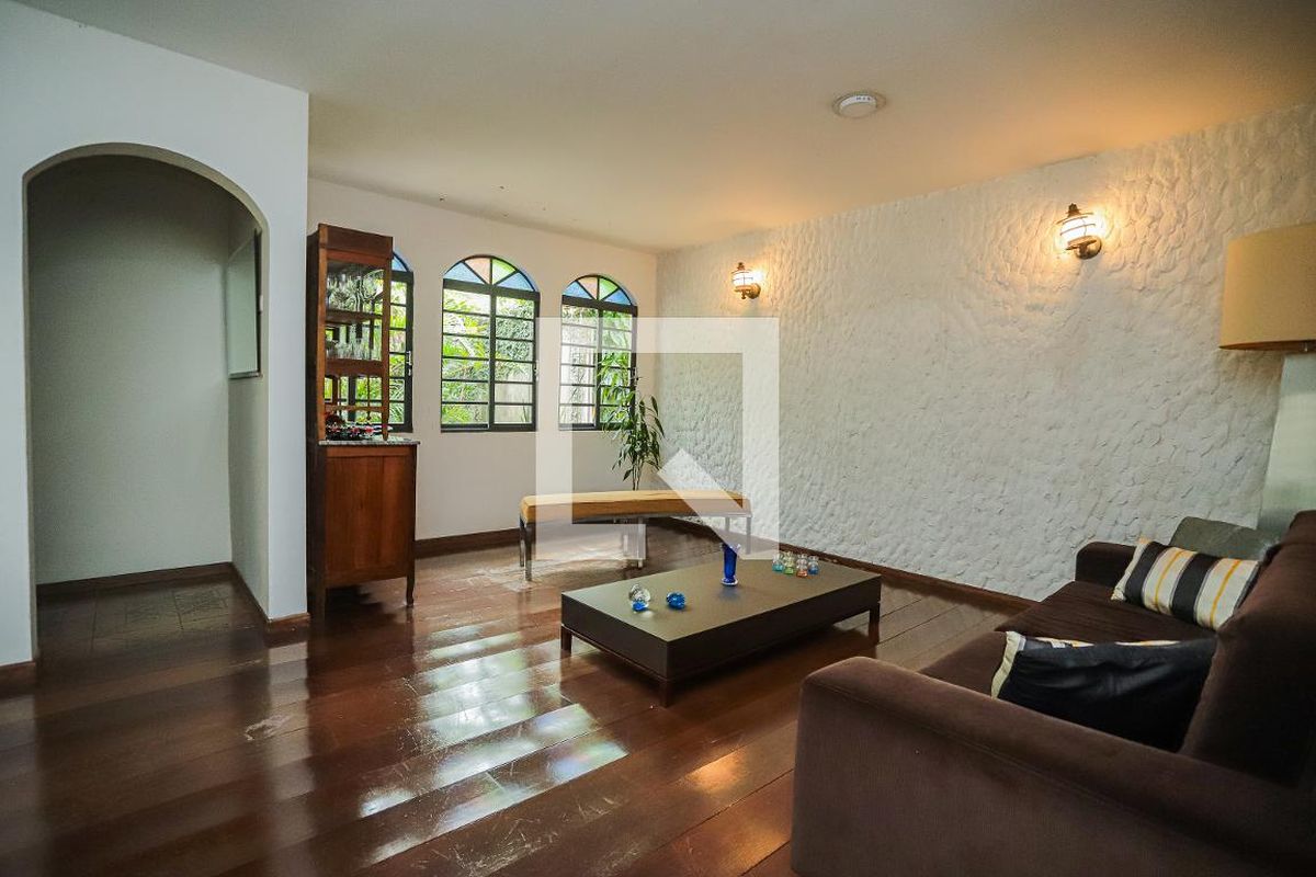Casa, 4 quartos, 280 m² - Foto 2