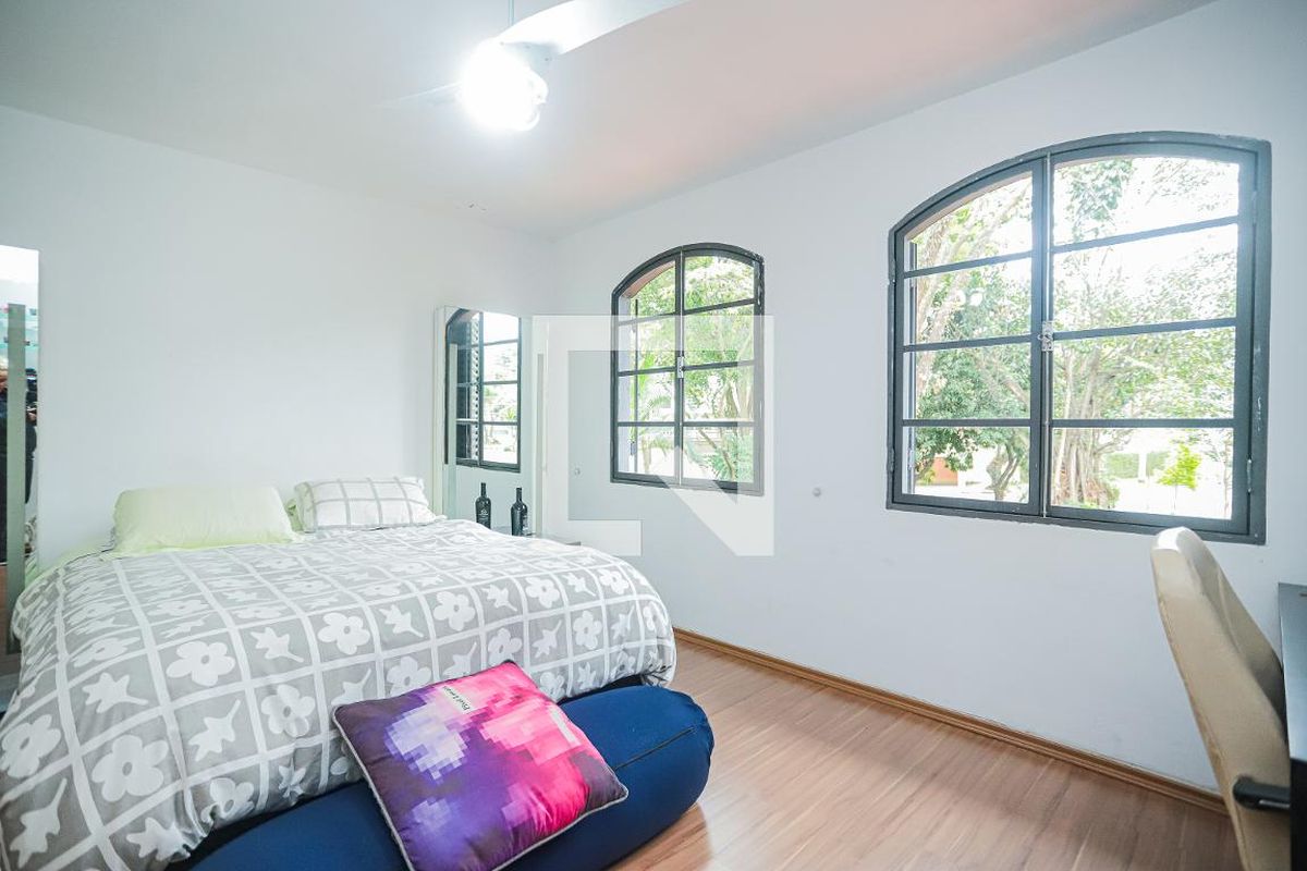 Casa, 4 quartos, 280 m² - Foto 46