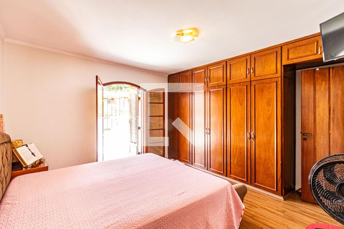 Casa, 3 quartos, 211 m² - Foto 40