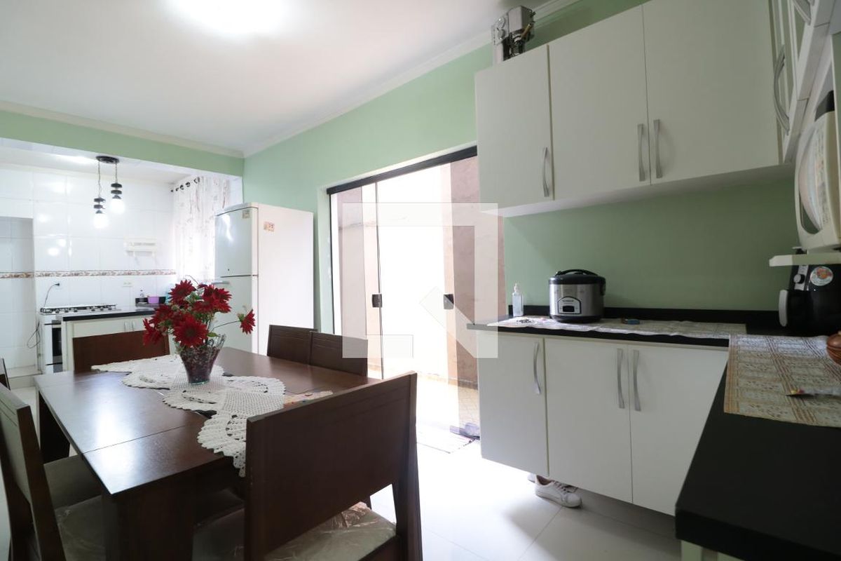 Casa, 3 quartos, 243 m² - Foto 54