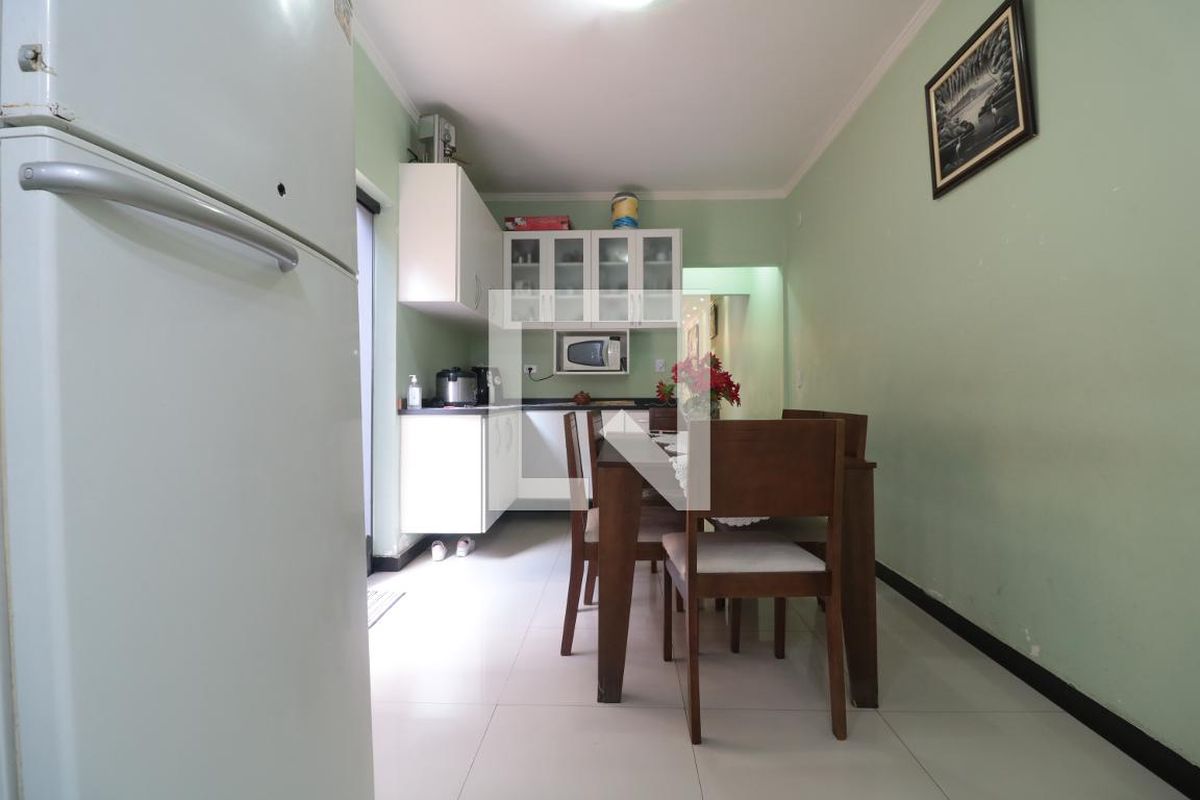 Casa, 3 quartos, 243 m² - Foto 58