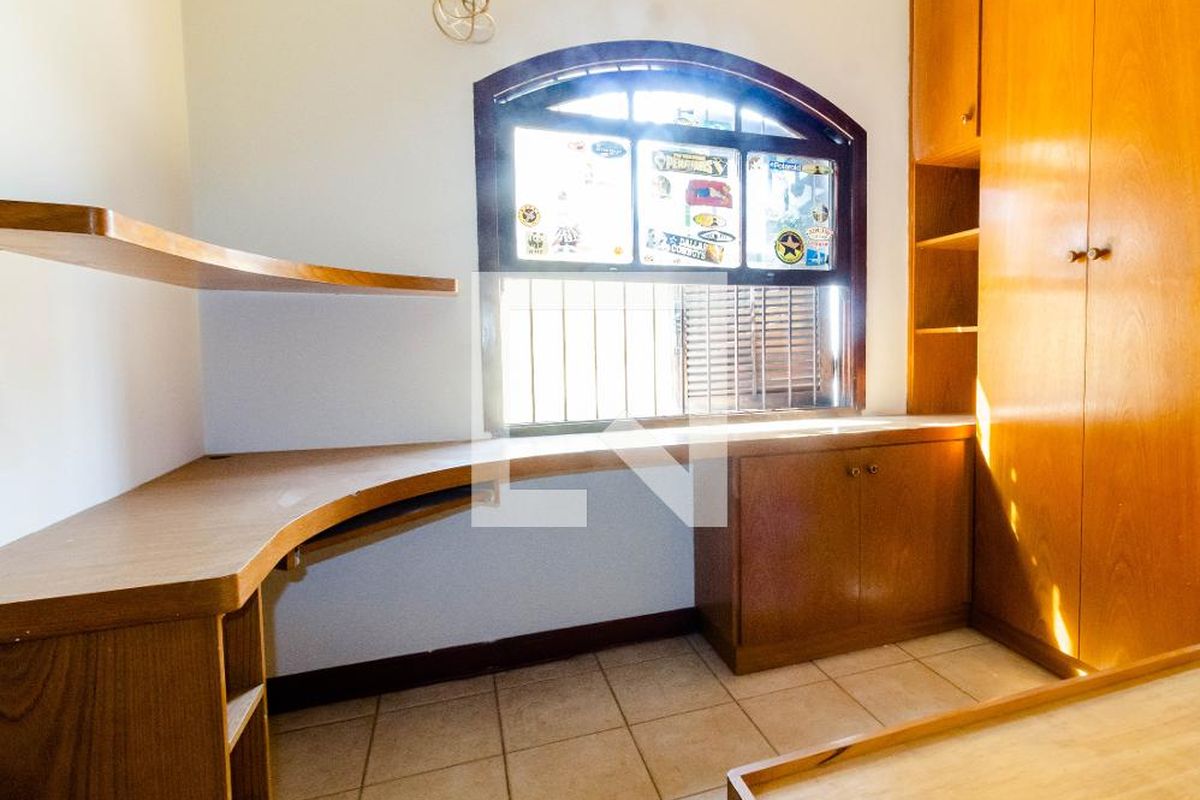 Casa, 4 quartos, 200 m² - Foto 42