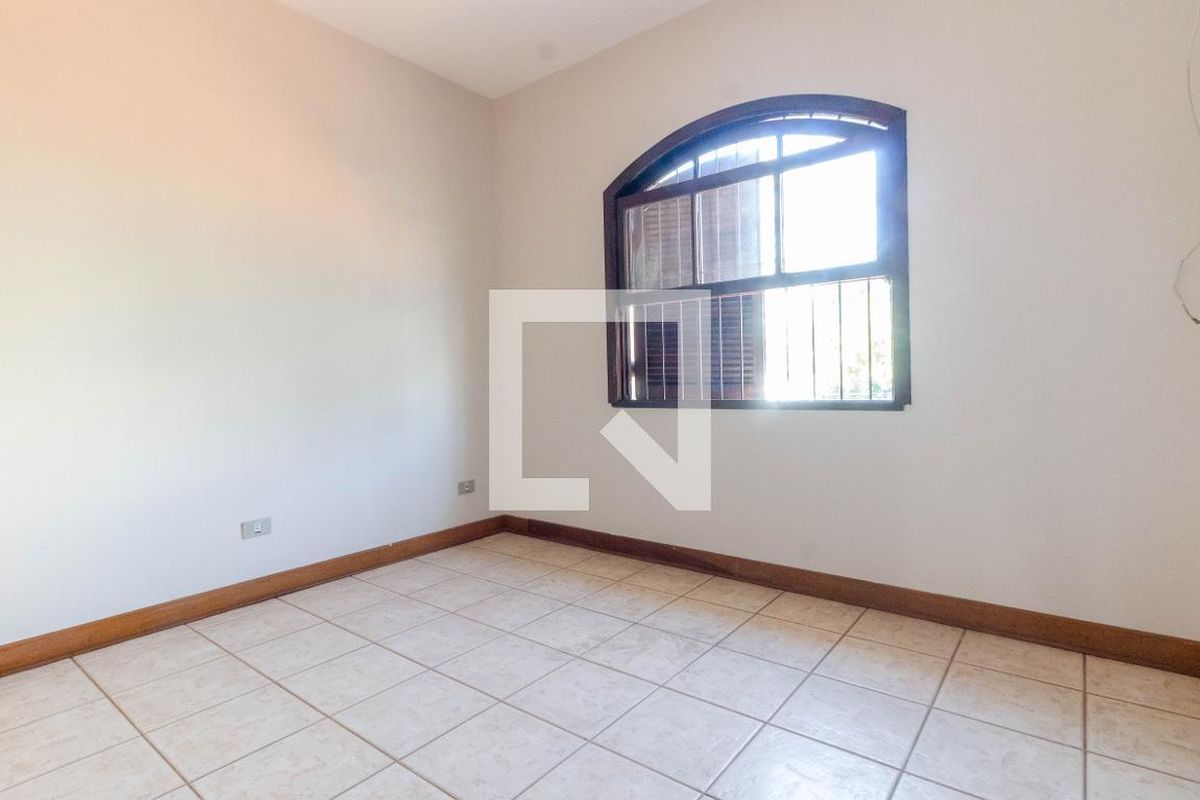 Casa, 4 quartos, 200 m² - Foto 54