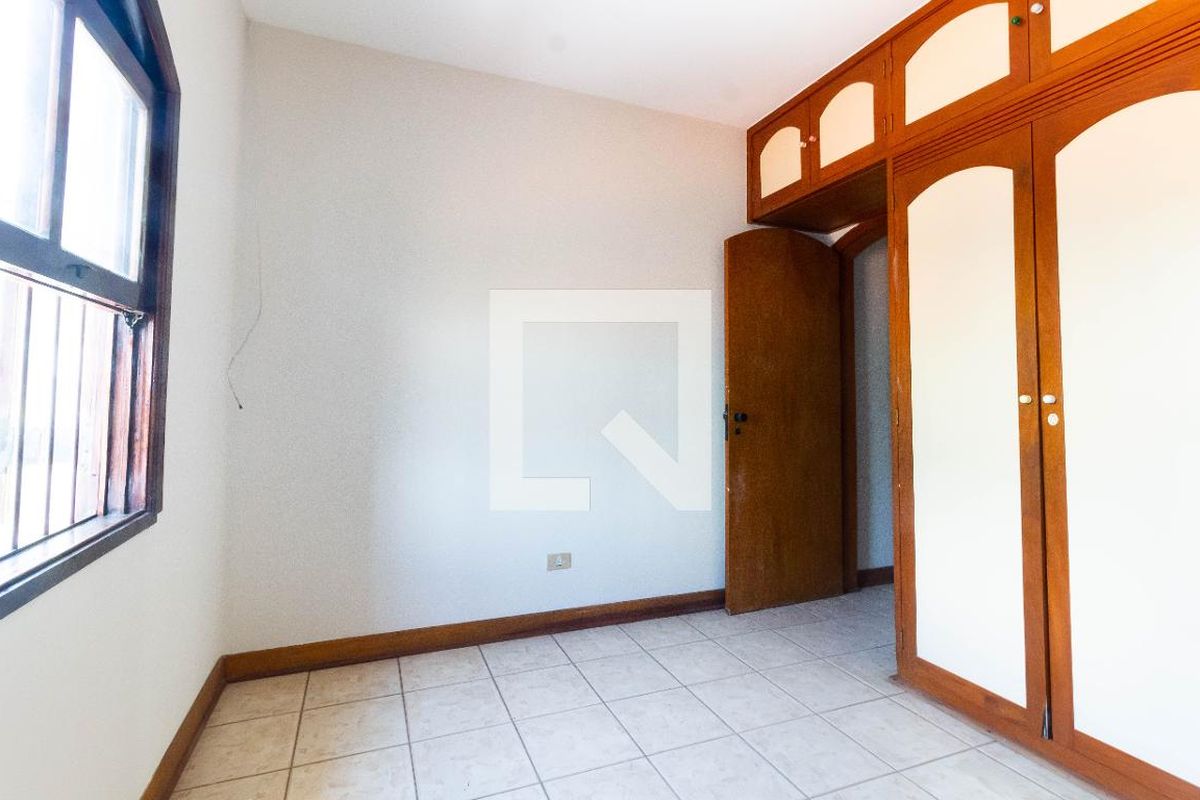 Casa, 4 quartos, 200 m² - Foto 52