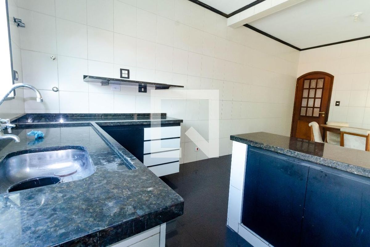 Casa, 4 quartos, 200 m² - Foto 78