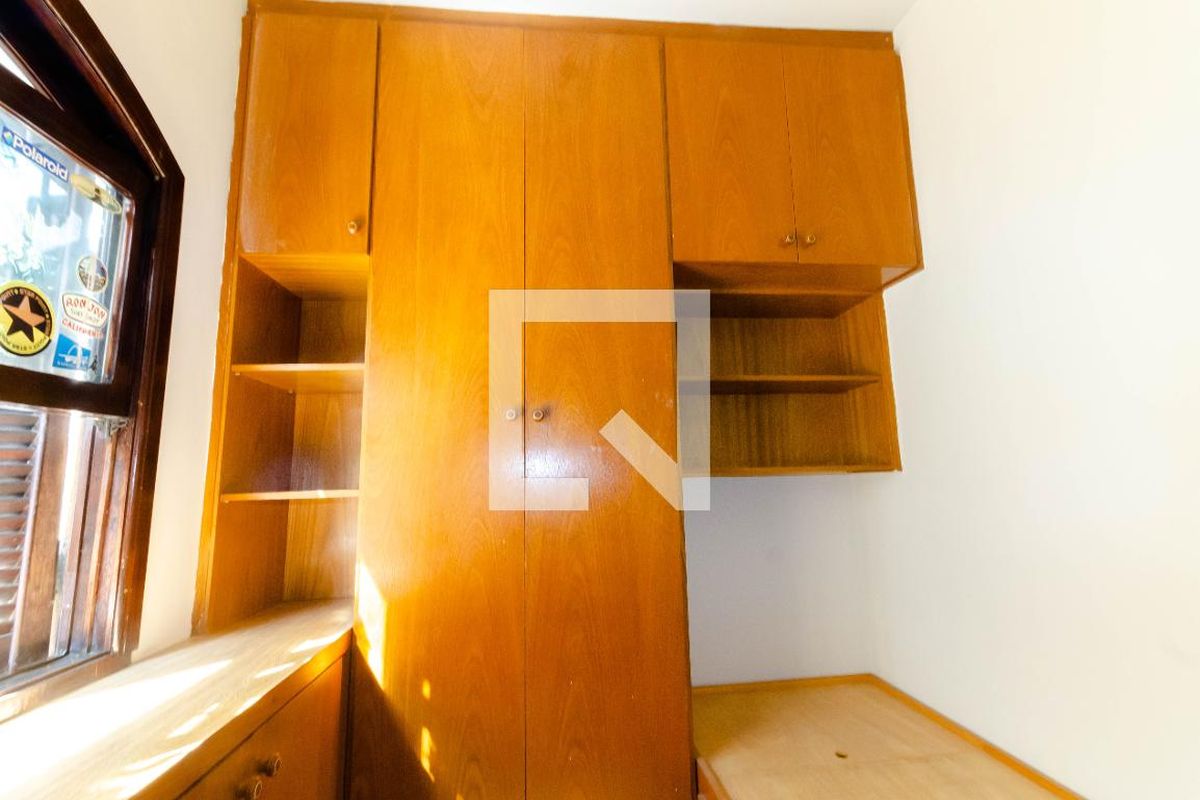 Casa, 4 quartos, 200 m² - Foto 44