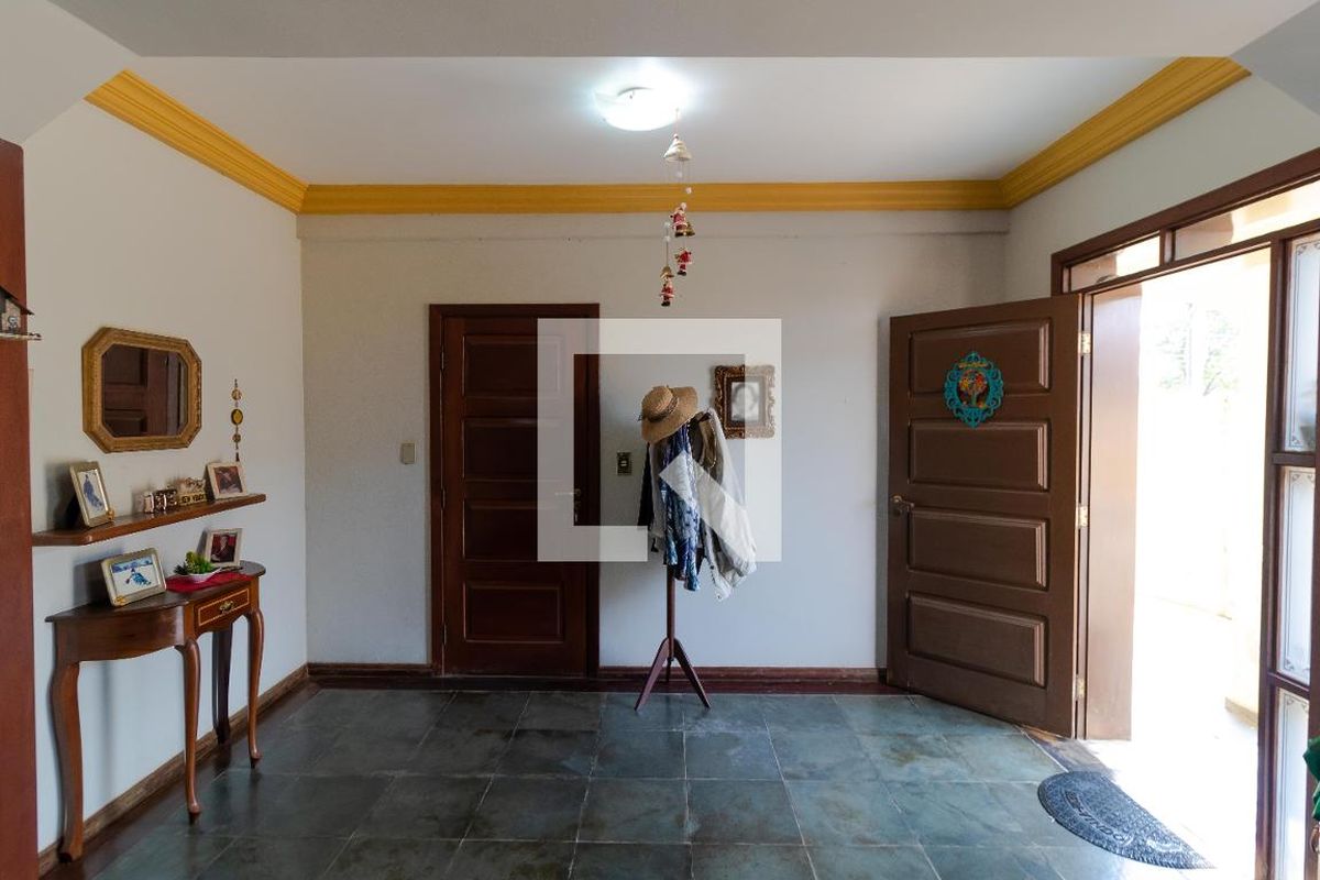 Casa à Venda - Jardim Flamboyant, 4 Quartos,  358 m2 em , Campinas - sp | SoloBR