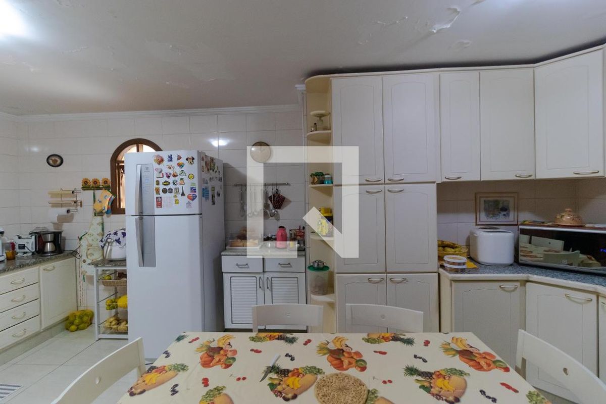 Casa à Venda - Jardim Flamboyant, 4 Quartos,  358 m2 em , Campinas - sp | SoloBR