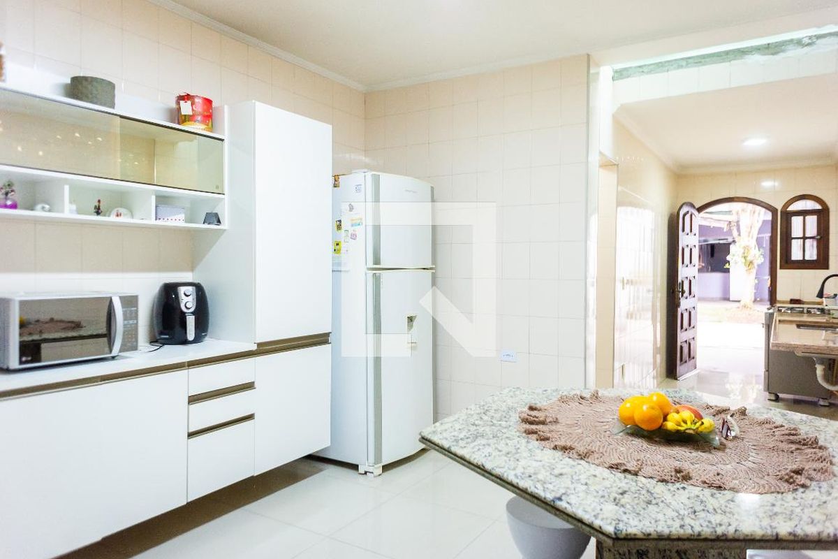 Casa, 3 quartos, 350 m² - Foto 100