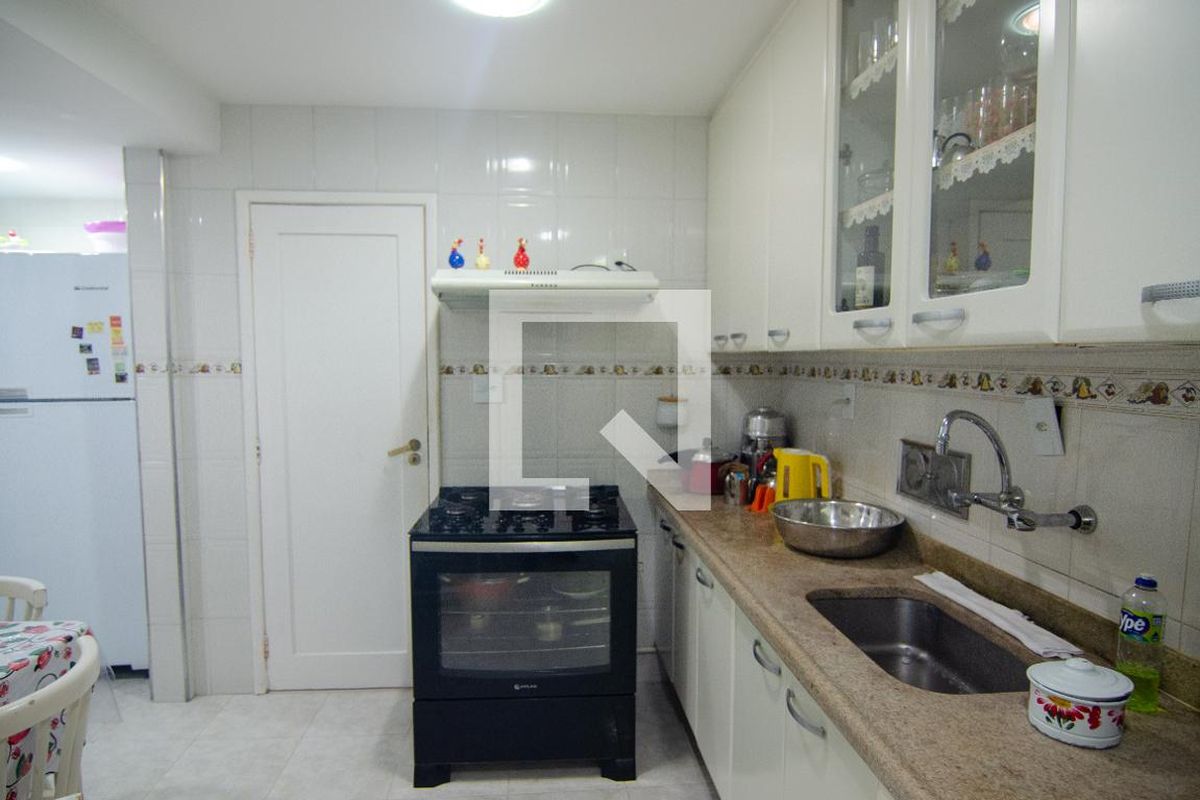 Apartamento, 3 quartos, 180 m² - Foto 82