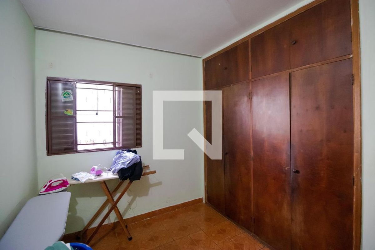 Casa à Venda - Mansões Santo Antônio, 4 Quartos,  285 m2 em , Campinas - sp | SoloBR