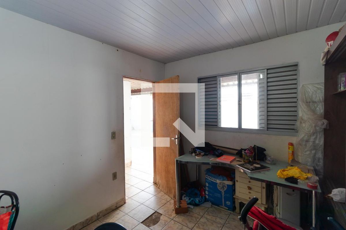 Casa à Venda - Mansões Santo Antônio, 4 Quartos,  285 m2 em , Campinas - sp | SoloBR