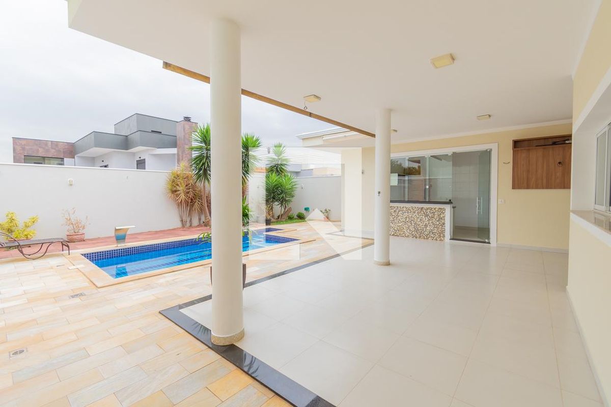 Casa à Venda - Swiss Park, 4 Quartos,  318 m2 em , Campinas - sp | SoloBR