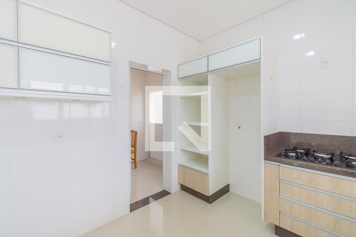 Casa à Venda - Swiss Park, 4 Quartos,  318 m2 em , Campinas - sp | SoloBR