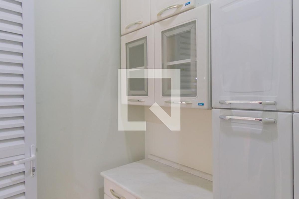 Casa à Venda - Swiss Park, 4 Quartos,  318 m2 em , Campinas - sp | SoloBR