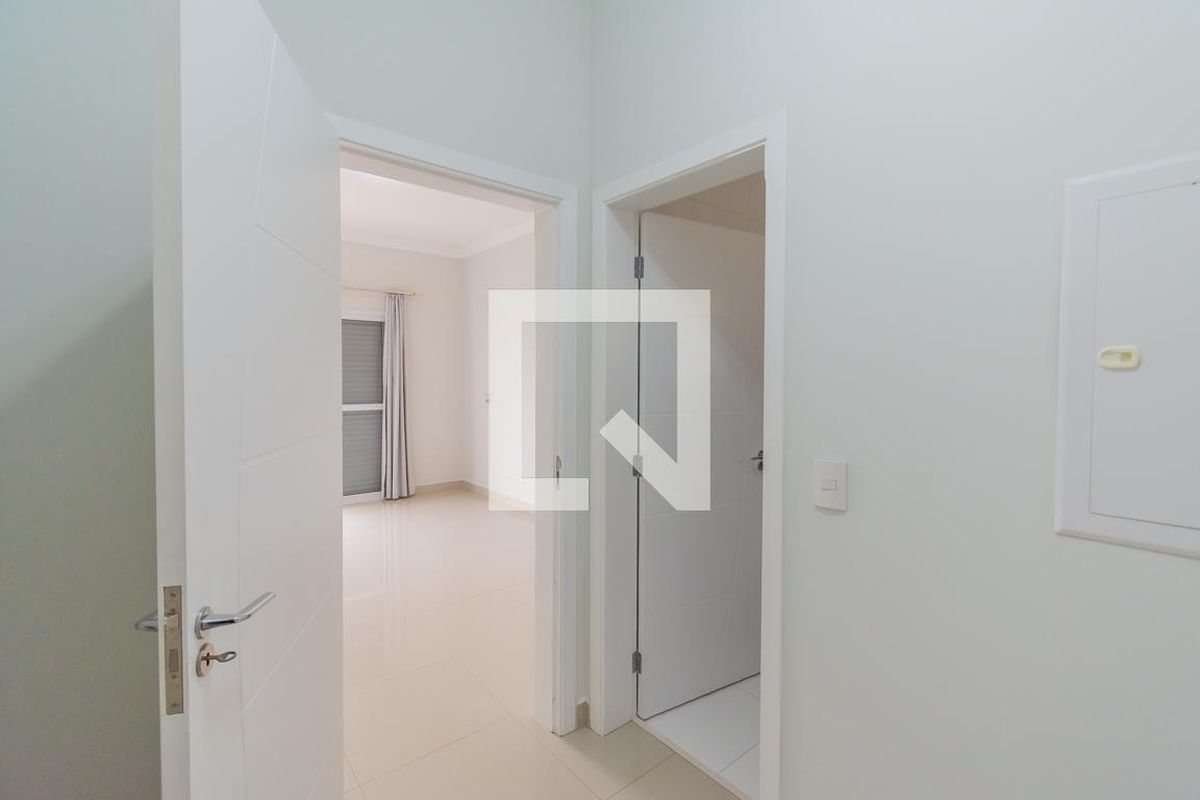 Casa à Venda - Swiss Park, 4 Quartos,  318 m2 em , Campinas - sp | SoloBR