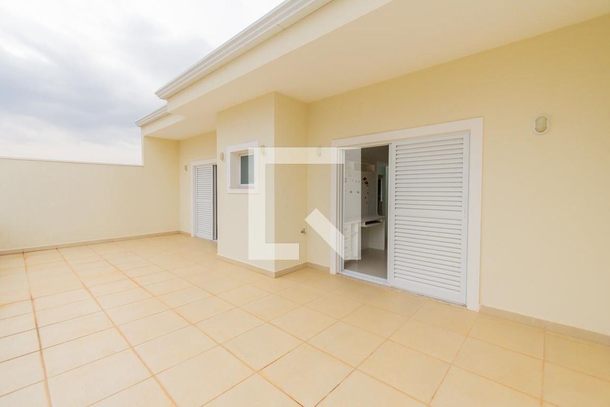 Casa à Venda - Swiss Park, 4 Quartos,  318 m2 em , Campinas - sp | SoloBR