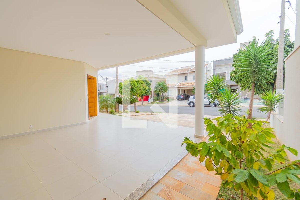 Casa à Venda - Swiss Park, 4 Quartos,  318 m2 em , Campinas - sp | SoloBR