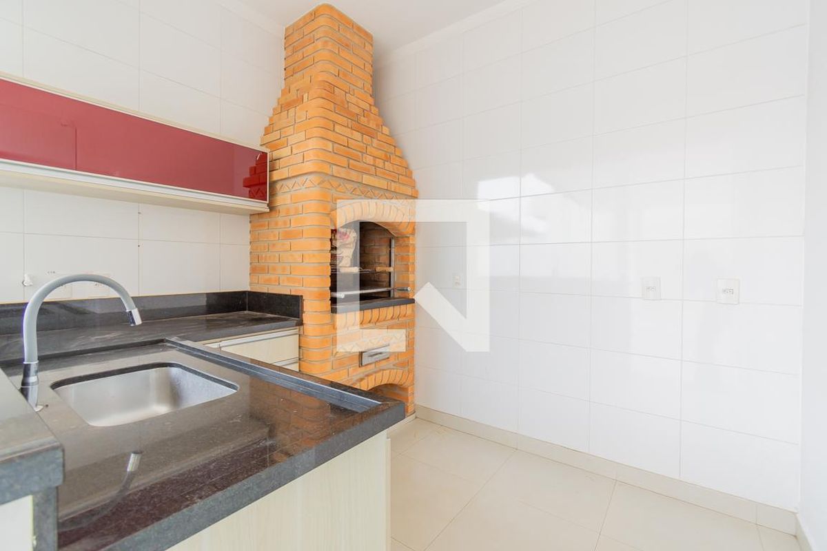 Casa à Venda - Swiss Park, 4 Quartos,  318 m2 em , Campinas - sp | SoloBR
