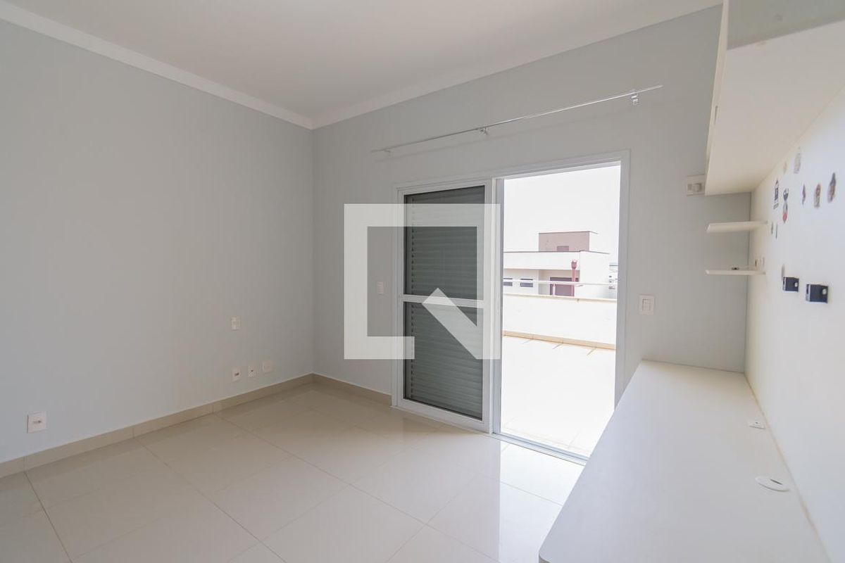 Casa à Venda - Swiss Park, 4 Quartos,  318 m2 em , Campinas - sp | SoloBR