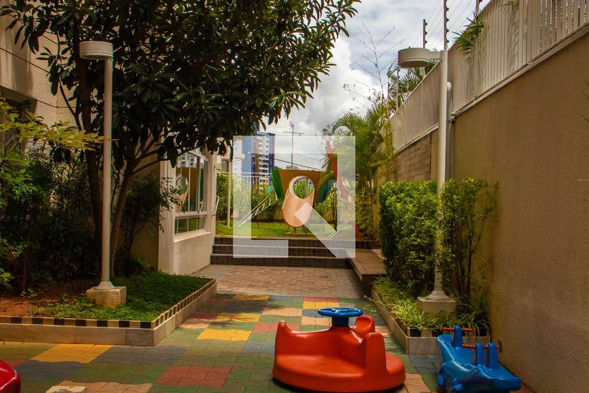 Apartamento à Venda - Cambuí, 2 Quartos,  136 m2 em , Campinas - sp | SoloBR