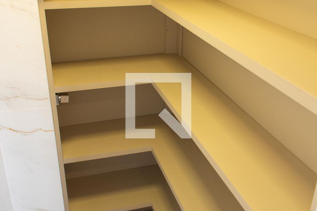 Apartamento à Venda - Cambuí, 2 Quartos,  136 m2 em , Campinas - sp | SoloBR